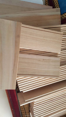 Настраиваемая твердая деревянная панель для ящиков Paulownia Eco Friendly Paulownia Drawer Board Grade BC