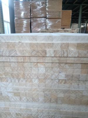 Paulownia Kiri Древесина FSC сертифицированный натуральный цвет 1500x480x12 мм