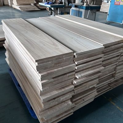 Специализированная доска из твердой древесины размером 2440x1220 или 1200x600 с содержанием влаги 8%-12%